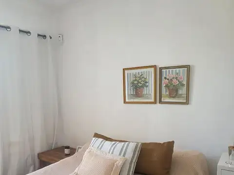 Casa en gardey  con patio verde