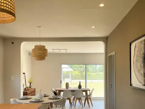 Casa en Venta con 1 cochera