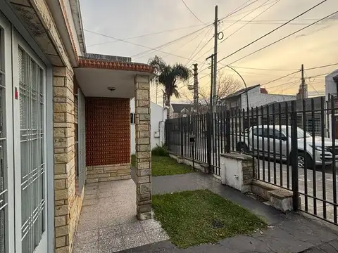 Casa en Venta en Haedo Norte, USD 149.000