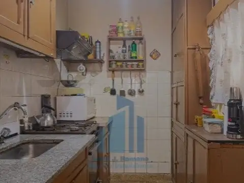 Casa 5 ambientes con 2 baños