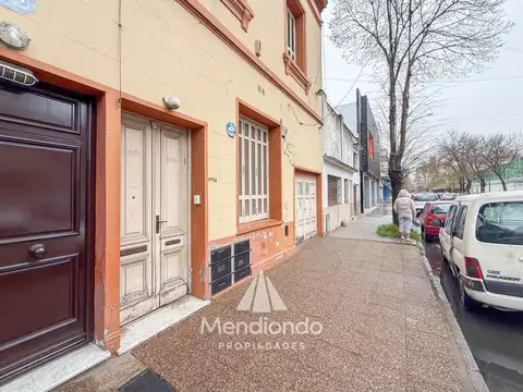 Depto Tipo Casa en Venta 50 años