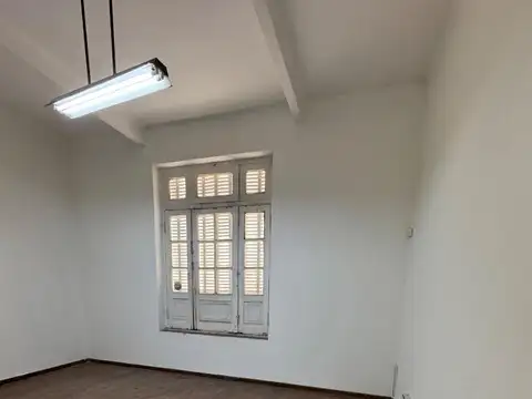 Alquilo oficinas en pleno centro de Salta Capital  