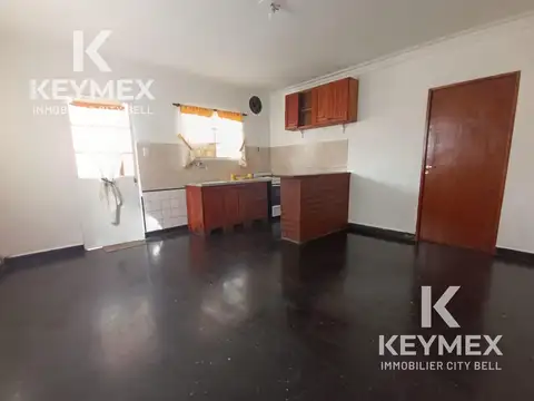 Casa 3 ambientes con 1 baño