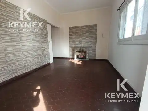 Casa en Alquiler en Los Hornos, $ 690.000