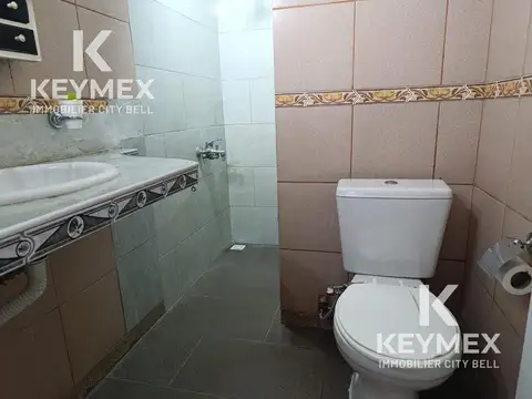 Casa en Los Hornos en alquiler
