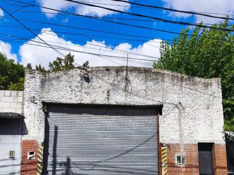 SE ALQUILA GALPON