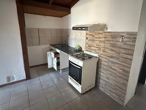 Casa en Alquiler con 1 cochera