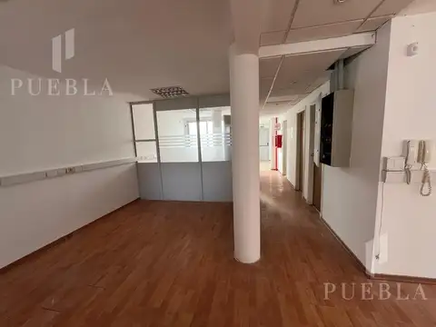 Oficina en Alquiler en Parque Patricios, $ 1.500.000