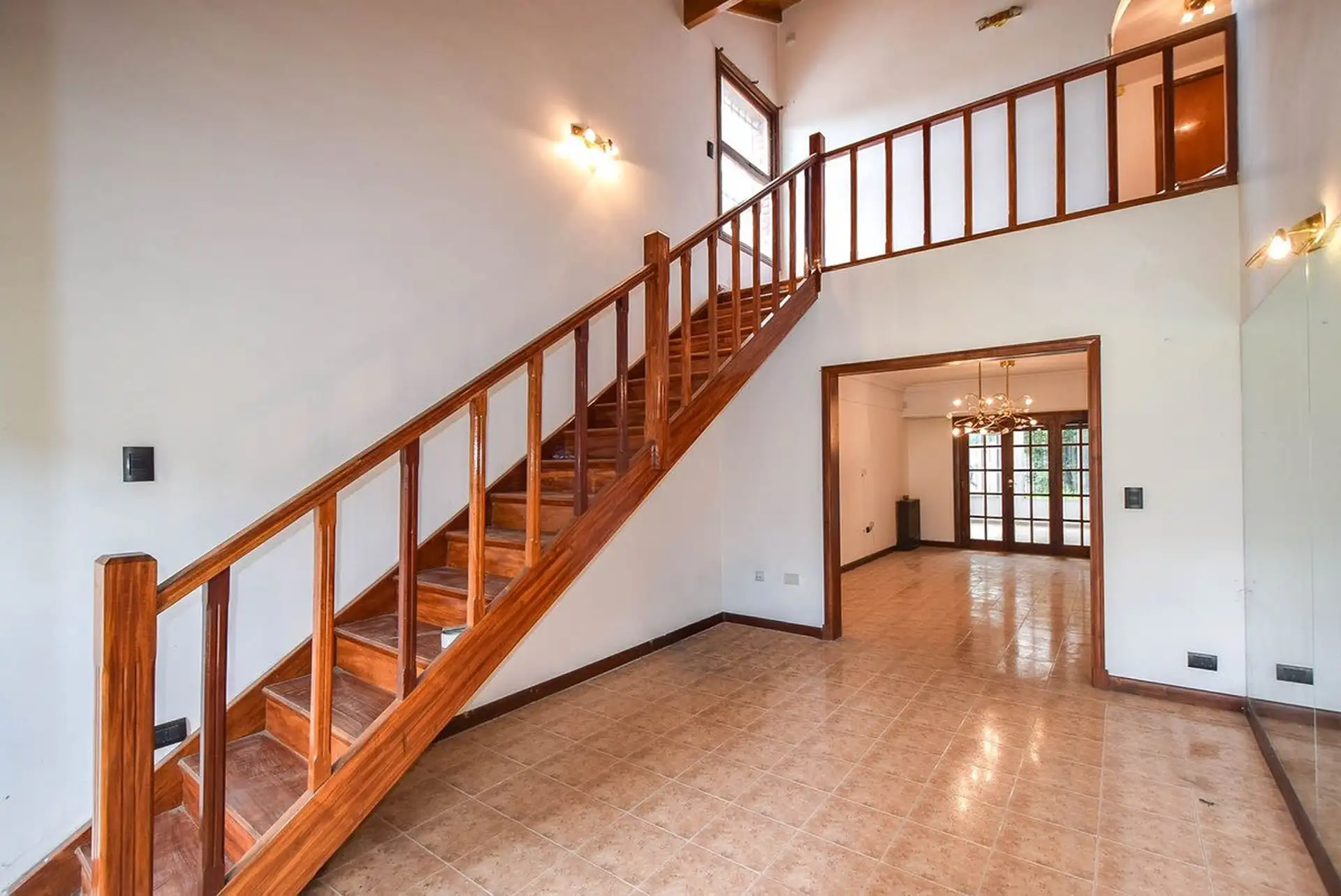VENTA CASA 4 AMBIENTES EN COLINAS DE PERALTA RAMOS