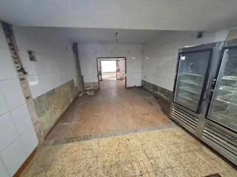 Galpon en Alquiler en Gregorio de Laferrere, $ 1.800.000