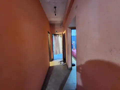 Casa 5 ambientes con 2 baños