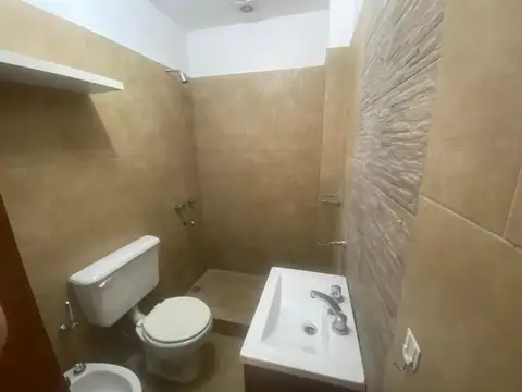 Departamento en Alquiler en Lanús Este, $ 480.000
