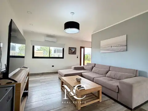 Casa en venta en Costa Esmeralda 4 amb piscina
