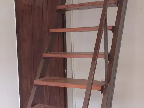 DEPARTAMENTO TRES AMBIENTES   FRENTE PLAZA LA ROTONDA