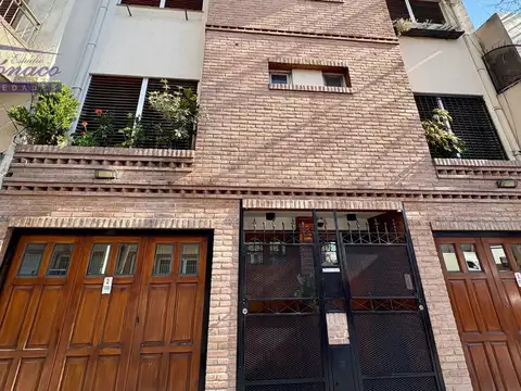 Hermoso Duplex 3 amb + Dependencia Quincho Patio y cochera