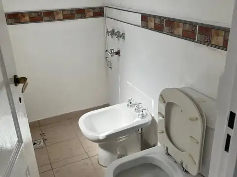 VENDE CASA 3 DORM. EN OBSERVATORIO