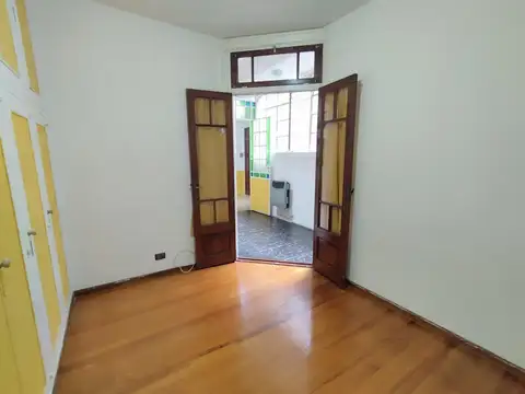 Depto Tipo Casa en Venta en Velez Sarsfield, USD 78.000