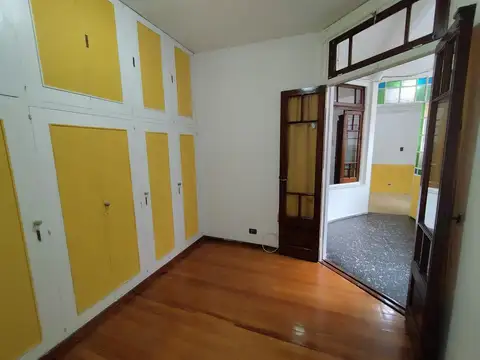 Depto Tipo Casa en Venta 40 años