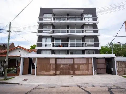 Venta de Departamento 2 ambientes a estrenar con cochera en Haedo Norte