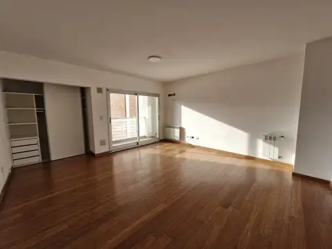 Departamento en Alquiler en Flores, $ 630.000