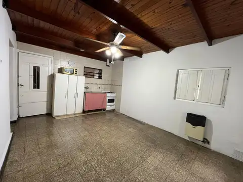 Casa Interna unica en Alberdi. No es Propiedad Horizontal.