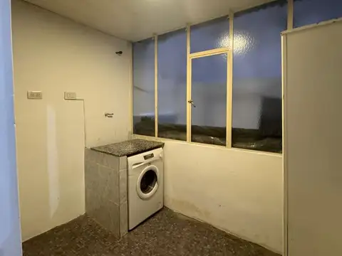 Departamento de 2 ambientes con Patio - Sin Garantia