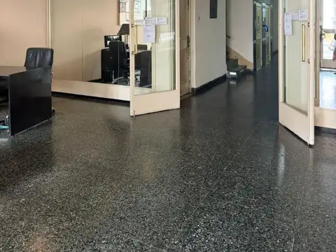 Departamento de 2 ambientes con Patio - Sin Garantia