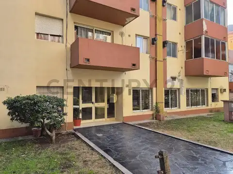 Crisóstomo Álvarez 2700, Piso 0