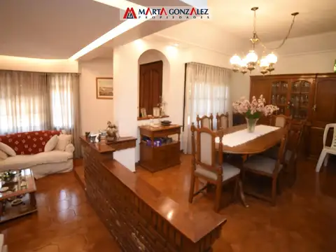 Casa en Venta en Villa Sarmiento, USD 215.000