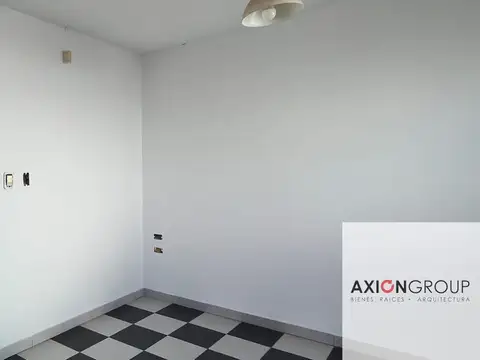 Av. 520 E/152 y 152 BIS-Casa de 3 dormitorios en alquiler 100