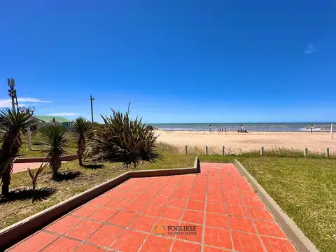 Venta Departamento frente al mar PB c/ cochera en Zona Sur