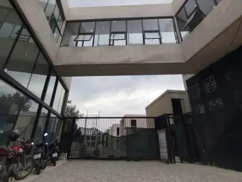 ruta 9 y becquer , Piso 0