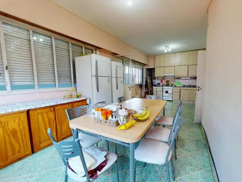 Departamento 4 ambientes con 2 baños