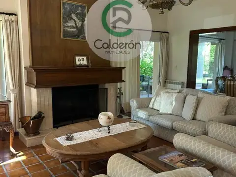 Casa en Venta con 1 cochera