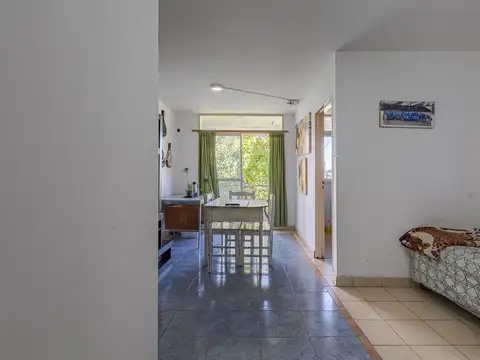 Montevideo entre Francia y Suipacha