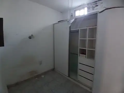 Depto Tipo Casa en Venta 50 años