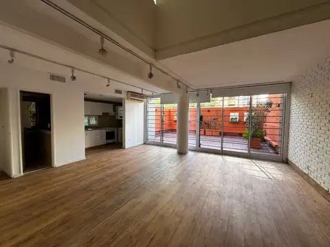 Venta Loft Dúplex de categoría, terraza privada y cochera en Las Cañitas APTO CREDITO