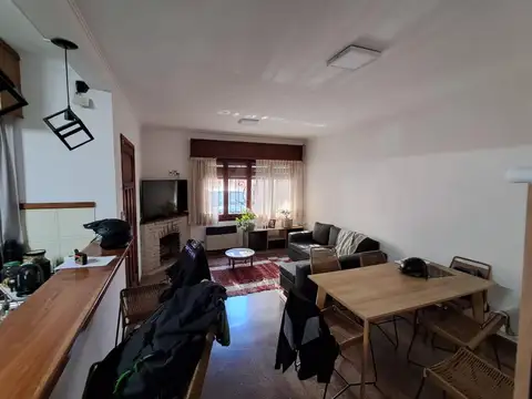 Casa 3 ambientes con 2 baños