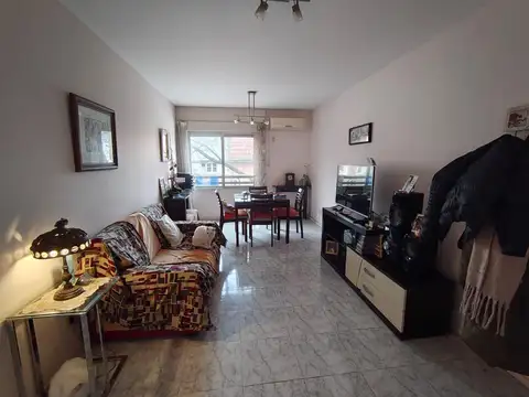 Venta departamento 2 dormitorios (1° escalera) - PTE ROCA 2100