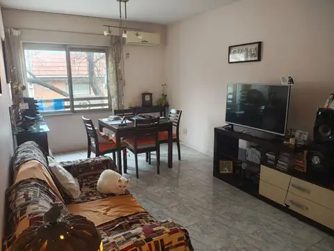 Departamento 4 ambientes con 1 baño