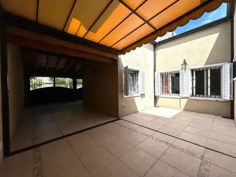 Casa en Venta en Centro de Luján, USD 190.000