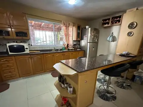 Casa en Venta en Granadero Baigorria, USD 155.000