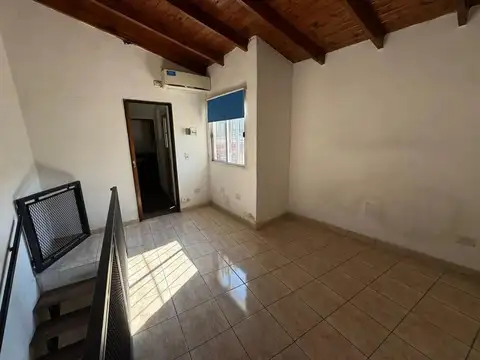Depto Tipo Casa en Venta en Barracas, USD 129.000