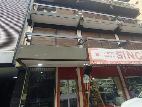 DEPARTAMENTO 2 DORMITORIOS DOBLE BALCON CENTRO