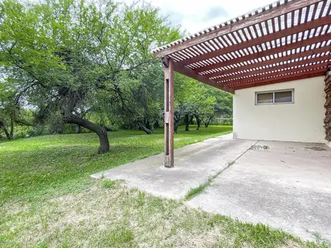 Casa 2 ambientes con 1 baño