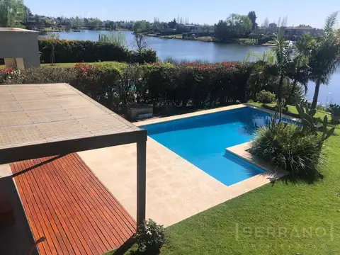 Casa en Alquiler Temporal A Estrenar