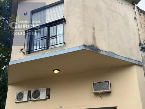 Depto Tipo Casa 2 ambientes con 1 baño
