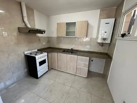 DEPTO. 3 AMB. - PLANTA BAJA EN ALQUILER