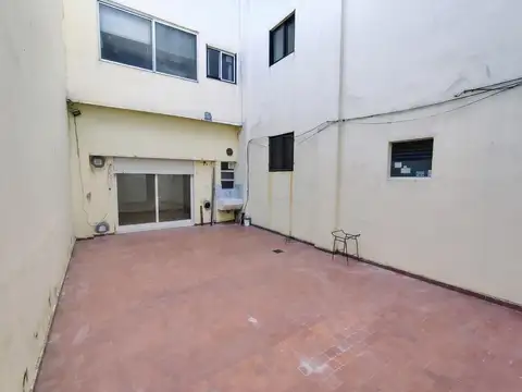 Monoambiente con espacio abierto  | Planta baja | Olivos
