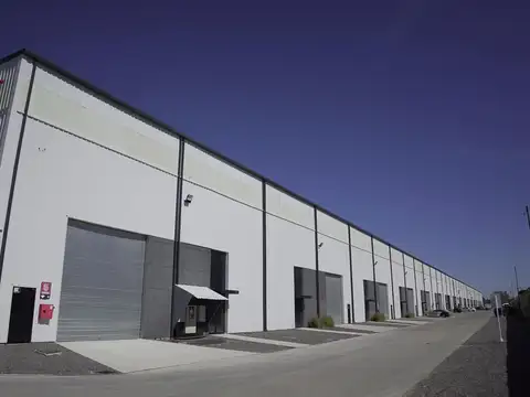 Depósito en  colectora panamericana km 36 - Nave de 2552 m2 cubiertos
